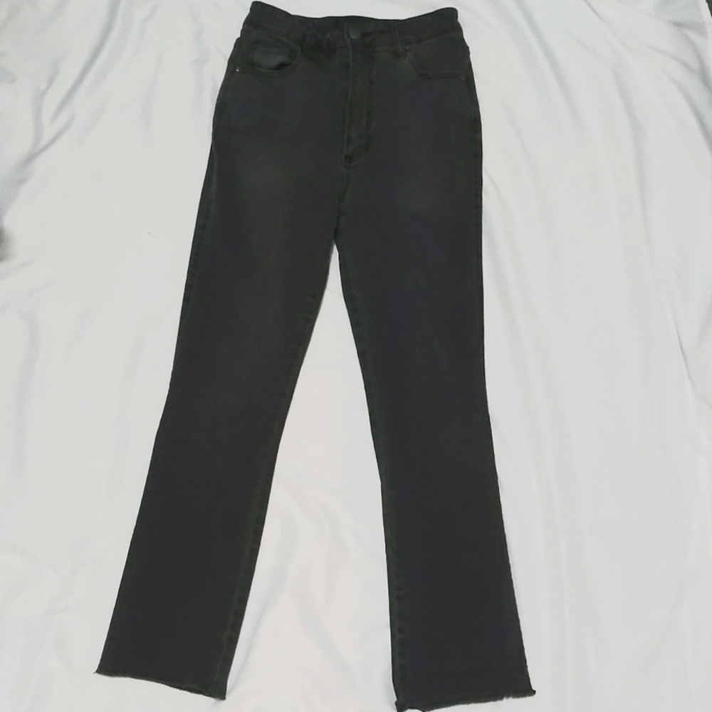 Forever 21 women's Black curvy jeans